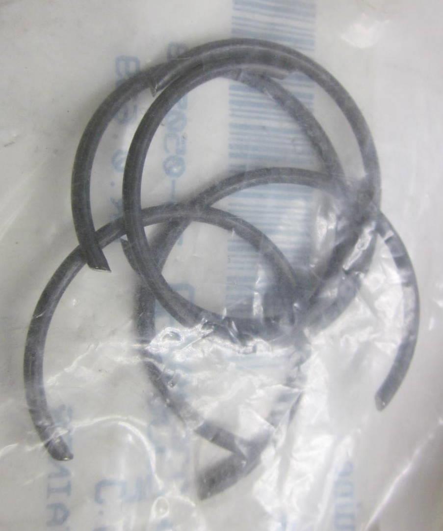 Piston Retaining Ring 6.2L and 6.5L GM Diesel Engine HMMWV